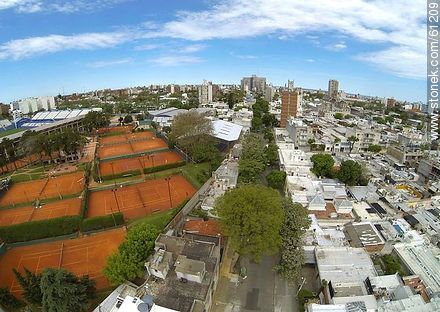 Gran Parque Central. Canchas de tenis. Calle Comandante Braga. - Departamento de Montevideo - URUGUAY. Foto No. 61209