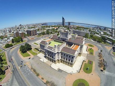 Aerial photo of the Palacio Legislativo - Department of Montevideo - URUGUAY. Foto No. 61231