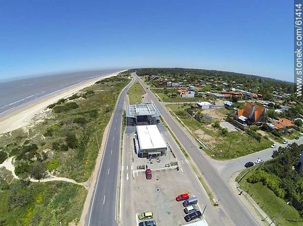 Aerial view of the Rambla Costanera Canelones. ANCAP Station. End of double track - Department of Canelones - URUGUAY. Photo #61414