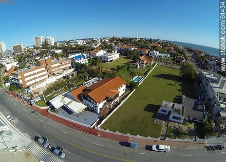 Houses facing the harbor - Punta del Este and its near resorts - URUGUAY. Foto No. 61434
