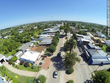 Foto aérea de la Avenida José Batlle y Ordóñez. Ruta 6 - Departamento de Canelones - URUGUAY. Foto No. 61543