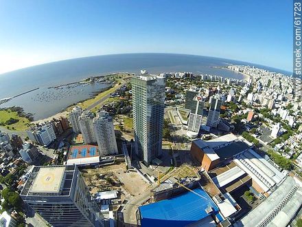 Foto aérea de las torres del World Trade Center Montevideo - Departamento de Montevideo - URUGUAY. Foto No. 61723