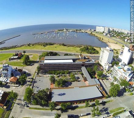 Foto aérea de la calle Miguel Grau y el Liceo Francés - Departamento de Montevideo - URUGUAY. Foto No. 61755