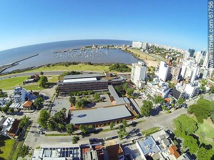Foto aérea de la calle Miguel Grau y el Liceo Francés - Departamento de Montevideo - URUGUAY. Foto No. 61756