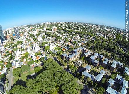 Foto aérea de las calles Nicolás Piaggio y Saldanha da Gamma - Departamento de Montevideo - URUGUAY. Foto No. 61745