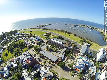 Foto aérea de la calle Miguel Grau y el Liceo Francés - Departamento de Montevideo - URUGUAY. Foto No. 61750