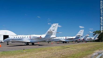 Private jets at the airport in Punta del Este C / C Carlos Curbelo - Punta del Este and its near resorts - URUGUAY. Photo #62008