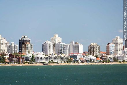 Towers of the Peninsula from afar - Punta del Este and its near resorts - URUGUAY. Foto No. 62058