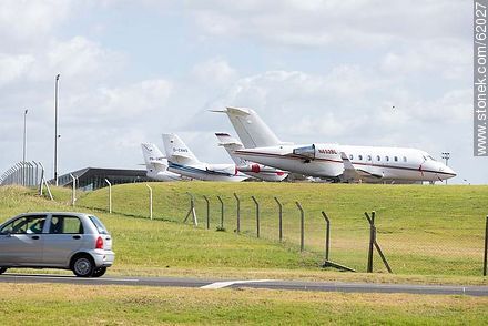 Jets privados en el Aeropuerto de Punta del Este C/C Carlos Curbelo - Punta del Este y balnearios cercanos - URUGUAY. Foto No. 62027