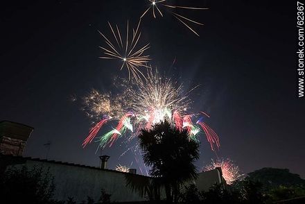 Fireworks - Department of Montevideo - URUGUAY. Foto No. 62367