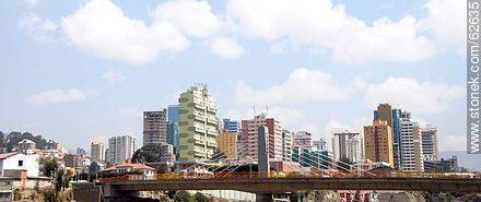 View from Avenida Saavedra. Union Bridge - Bolivia - Others in SOUTH AMERICA. Foto No. 62635