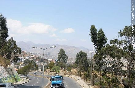 View from Avenida Kantutani - Bolivia - Others in SOUTH AMERICA. Photo #62571