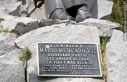 Statue Mario Mercado. Square Bolivia - Bolivia - Others in SOUTH AMERICA. Foto No. 62721