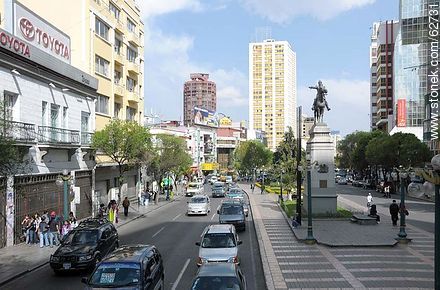 Paseo El Prado on 16 de Julio Ave. - Bolivia - Others in SOUTH AMERICA. Foto No. 62731