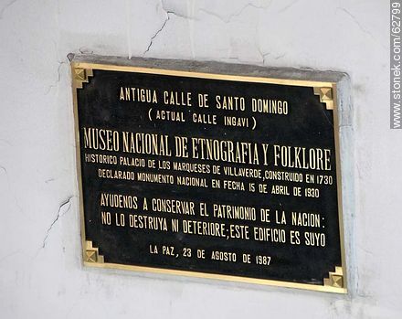Placa del Museo Nacional de Etnografía y Folklore en la calle Ingavi - Bolivia - Otros AMÉRICA del SUR. Foto No. 62799