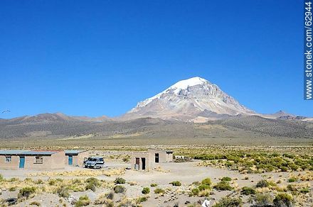 Sajama National Park. Route 4 and Route 27 - Bolivia - Others in SOUTH AMERICA. Foto No. 62944