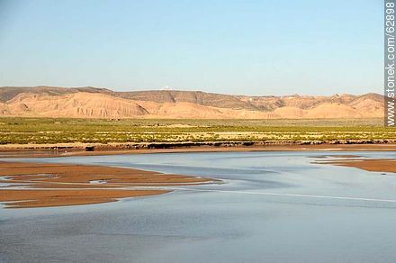 Desaguadero River on Route 4 - Bolivia - Others in SOUTH AMERICA. Foto No. 62898