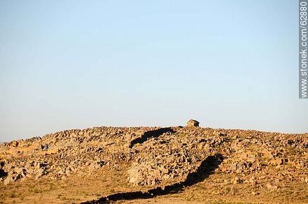 Cercos de piedra en las montañas - Bolivia - Otros AMÉRICA del SUR. Foto No. 62880