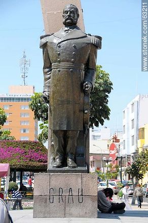 Statue of Admiral Grau - Perú - Others in SOUTH AMERICA. Photo #63211