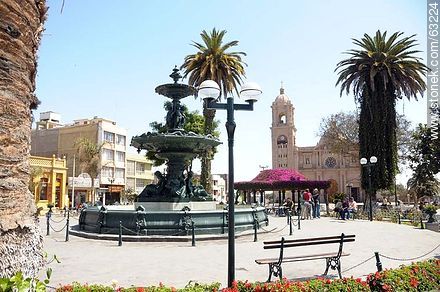 Fountain of Paseo Civico - Perú - Others in SOUTH AMERICA. Photo #63224