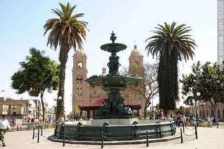 Fountain of Paseo Civico - Perú - Others in SOUTH AMERICA. Photo #63223