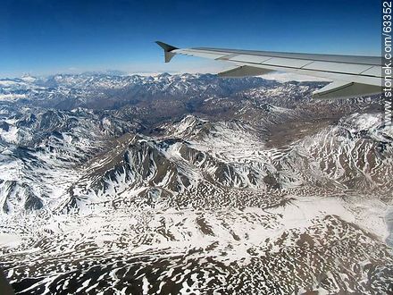 La Cordillera de los Andes con picos nevados - Chile - Otros AMÉRICA del SUR. Foto No. 63352