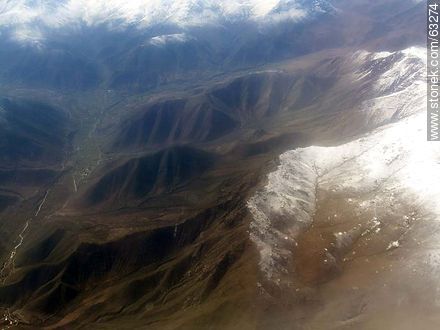 La Cordillera de los Andes con picos nevados - Chile - Otros AMÉRICA del SUR. Foto No. 63274