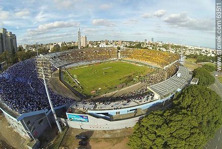 Estadio Centenario. 27 de abril de 2014. Campeonato Clausura. Peñarol 5 - Nacional 0 -  - URUGUAY. Foto No. 63511