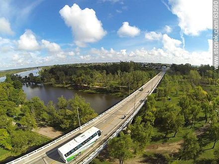 Aerial photo of the bridge on Route 5 on the Río Negro - Tacuarembo - URUGUAY. Photo #63590