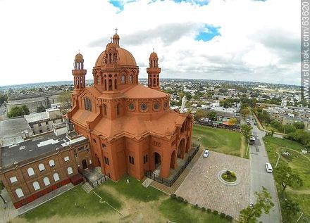 Foto aérea del Santuario Nacional del Sagrado Corazón de Jesús - Departamento de Montevideo - URUGUAY. Foto No. 63620
