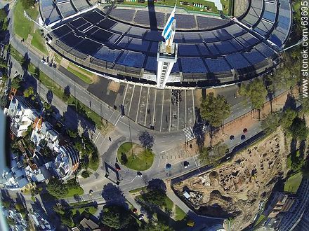Vista aérea del Estadio Centenario. Preparativos para el recital de Paul McCartney el 19 de abril de 2014 - Departamento de Montevideo - URUGUAY. Foto No. 63695