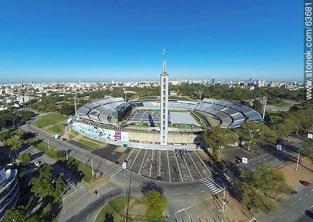 Vista aérea del Estadio Centenario. Preparativos para el recital de Paul McCartney el 19 de abril de 2014 - Departamento de Montevideo - URUGUAY. Foto No. 63681