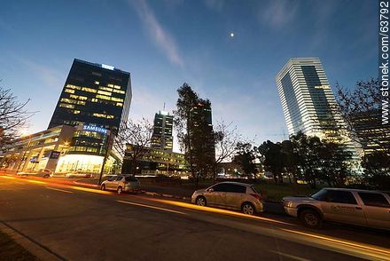 26 de Marzo hacia el oeste - Departamento de Montevideo - URUGUAY. Foto No. 63792