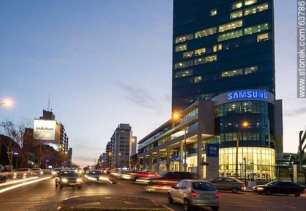 26 de Marzo hacia el oeste - Departamento de Montevideo - URUGUAY. Foto No. 63786