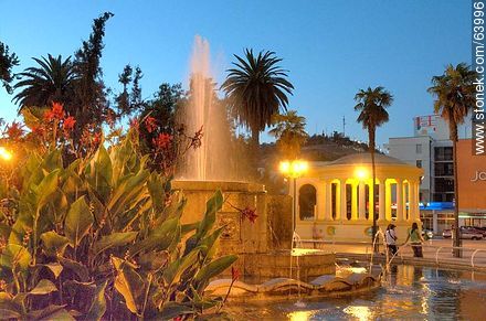 Square fountain and bandstand - Chile - Others in SOUTH AMERICA. Photo #63996