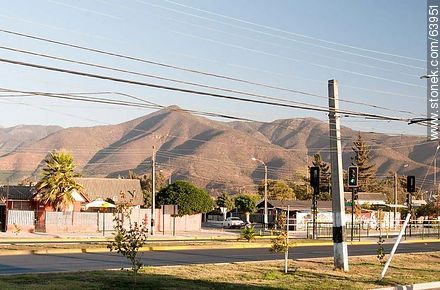 La calle Condell y el cerro La Campana - Chile - Otros AMÉRICA del SUR. Foto No. 63951