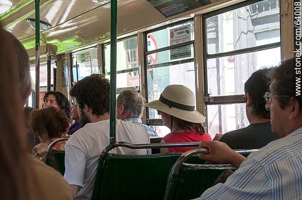 Interior de un trolleybus - Chile - Otros AMÉRICA del SUR. Foto No. 64008