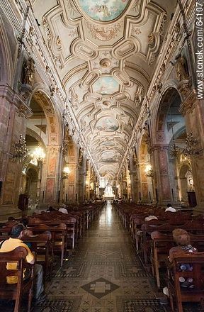 Interior de la Catedral de Santiago - Chile - Otros AMÉRICA del SUR. Foto No. 64107