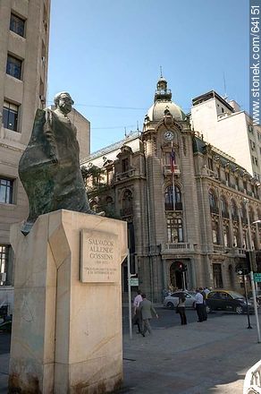 Monumento a Salvador Allende Gossens - Chile - Otros AMÉRICA del SUR. Foto No. 64151
