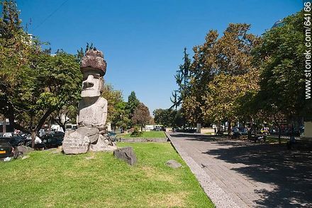 Copy of a sculpture of Easter Island on Avenida Libertador Bernardo O'Higgins and Hermanos Amunategui Street - Chile - Others in SOUTH AMERICA. Photo #64166