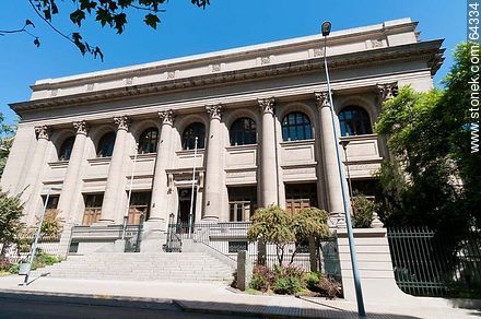 Biblioteca Nacional sobre la calle Moneda - Chile - Otros AMÉRICA del SUR. Foto No. 64334