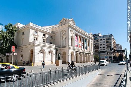 Teatro Municipal sobre la calle Agustinas - Chile - Otros AMÉRICA del SUR. Foto No. 64327