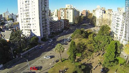 Aerial view of the Plaza Varela and Av. Brasil - Department of Montevideo - URUGUAY. Foto No. 64753