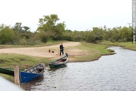 Coast of the creek Parao - Department of Treinta y Tres - URUGUAY. Foto No. 64813