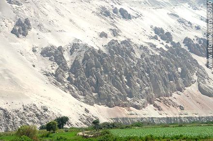 Valle de Lluta.  Contraste de desierto y oasis. - Chile - Otros AMÉRICA del SUR. Foto No. 65090
