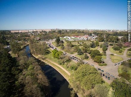 Aerial view of Arroyo Miguelete in Prado Park - Department of Montevideo - URUGUAY. Foto No. 65018