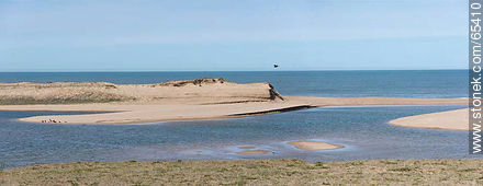 Caleta de la laguna Garzón. Océano Atlántico - Departamento de Rocha - URUGUAY. Foto No. 65410