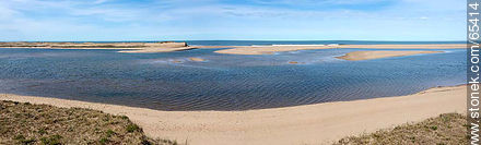 Caleta de la laguna Garzón. Océano Atlántico - Departamento de Rocha - URUGUAY. Foto No. 65414