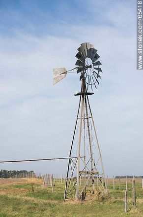 Old windmill -  - URUGUAY. Photo #65418