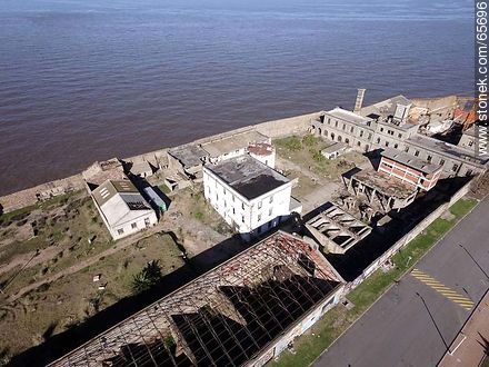 Vista aérea del dique Mauá - Departamento de Montevideo - URUGUAY. Foto No. 65696